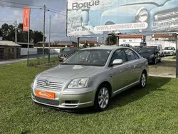 Cinzento Usado 2006 Toyota Avensis Carrinha | € 5.900 (Preço justo)