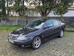 Preto Usado 2000 Toyota Avensis Sol Sedan | € 3.250