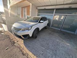 Usado 2018 Peugeot 5008 Sedan | € 16.500 (Bom preço)