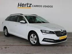Branco Usado 2023 Skoda Superb Ambition Carrinha | € 31.490 (Preço justo)