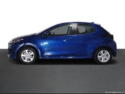 Azul Usado 2023 Toyota Yaris Comfort Sedan | € 18.250 (Preço justo)