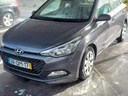 Usado 2015 Hyundai i20 Sedan | € 3.000