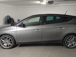 Usado 2009 Lancia Delta Sedan | € 4.000