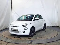 Branco Usado 2022 Fiat 500e Citadino | € 17.990 (Preço justo)