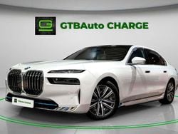 Branco Usado 2023 BMW i7 Sedan | € 102.100 (Preço justo)