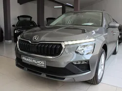 Cinza Usado 2025 Skoda Kamiq Ambition SUV | € 25.990