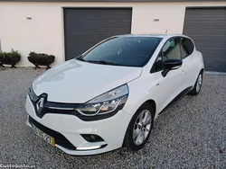 Branco Usado 2018 Renault Clio IV LIMITED | € 8.990 (Preço justo)