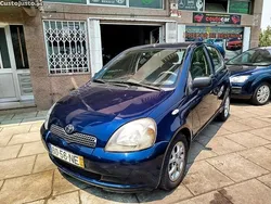 Azul Usado 1999 Toyota Yaris | € 3.965