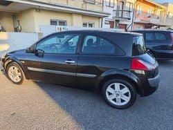 Usado 2003 Renault Mégane II | € 2.000 (Preço justo)