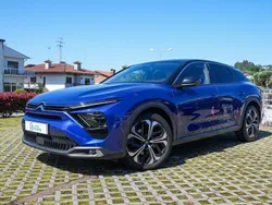 Azul Usado 2022 Citroën C5 X PureTech Sedan | € 29.490