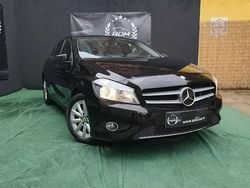 Preto Usado 2014 Mercedes A180 Style | € 12.990 (Bom preço)