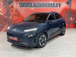 Cinza Usado 2023 Hyundai Kauai Premium SUV | € 19.750 (Preço justo)