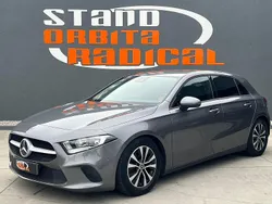 Cinza Usado 2021 Mercedes A180 Sedan | € 24.990 (Bom preço)