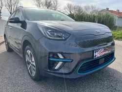 Cinza Usado 2019 Kia e-Niro SUV | € 21.900 (Preço justo)