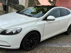Branco Usado 2014 Volvo V40 Carrinha | € 11.250 (Preço justo)