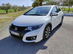 Branco Usado 2015 Honda Civic Citadino | € 14.700 (Preço justo)