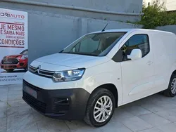 Branco Usado 2021 Citroën Berlingo Live Monovolume | € 13.890 (Preço justo)