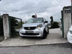 Cinza Usado 2015 Smart ForTwo Coupé Passion Coupé | € 10.420 (Super Preço)