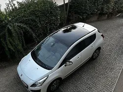 Usado 2015 Peugeot 3008 Sedan | € 12.900 (Preço justo)