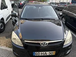 Usado 2008 Hyundai i30 Sedan | € 4.300