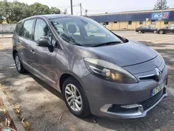 Cinzento Usado 2013 Renault Grand Scénic III Monovolume | € 7.500 (Bom preço)