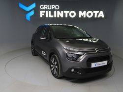 Cinzento Usado 2024 Citroën C3 PureTech Citadino | € 16.390 (Preço justo)