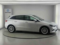 Cinza Usado 2019 Mercedes B180 Progressive Monovolume | € 27.000 (Preço elevado)
