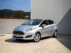 Usado 2015 Ford Fiesta Citadino | € 8.500 (Bom preço)