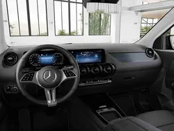 Preto Novo 2025 Mercedes GLA180 SUV | € 53.900 (Preço elevado)