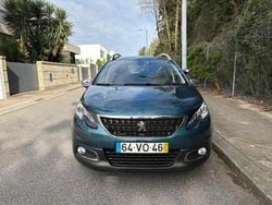 Verde Usado 2018 Peugeot 2008 SUV | € 12.000 (Bom preço)