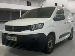 Branco Usado 2019 Peugeot Partner Monovolume | € 12.750 (Preço justo)