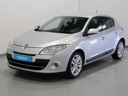 Cinzento Usado 2011 Renault Mégane III Citadino | € 6.490 (Preço justo)