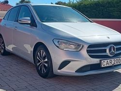 Cinza Usado 2020 Mercedes B180 Business Monovolume | € 24.990 (Preço elevado)