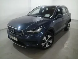 Azul Usado 2022 Volvo XC40 SUV | € 30.890 (Preço justo)