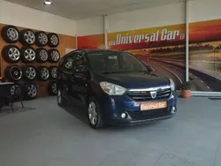 Azul Usado 2016 Dacia Lodgy Comfort Monovolume | € 12.900 (Preço justo)