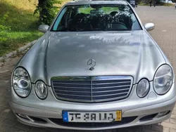 Mercedes E240