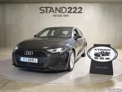 Cinza Usado 2022 Audi A3 Sportback e-tron Sedan | € 23.750
