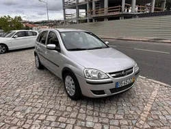Usado 2005 Opel Corsa Sedan | € 4.000 (Caro)