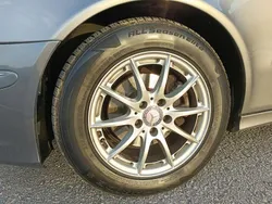 Usado 2008 Mercedes E200 Sedan | € 15.000