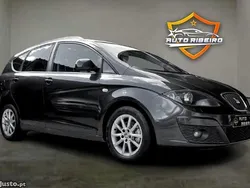 Cinza Usado 2010 Seat Altea XL Style Monovolume | € 7.280