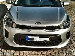 Usado 2017 Kia Rio Sedan | € 9.750 (Preço elevado)