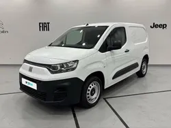 Branco Usado 2023 Fiat Doblò Monovolume | € 16.990 (Preço justo)
