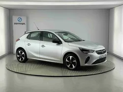 Cinzento Usado 2023 Opel Corsa-e Elegance Citadino | € 24.990 (Preço elevado)