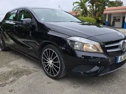 Preto Usado 2015 Mercedes A160 | € 15.950 (Preço justo)