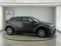 Cinza Usado 2023 Toyota C-HR SUV | € 33.490 (Preço justo)