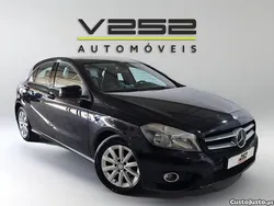 Preto Usado 2013 Mercedes A180 Urban Citadino | € 12.950 (Bom preço)