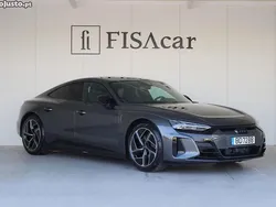 Cinza Usado 2023 Audi e-tron GT quattro Sedan | € 63.900