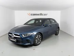 Azul Usado 2022 Mercedes A200 Style Citadino | € 26.980 (Super Preço)