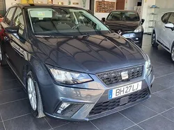 Cinza Usado 2024 Seat Ibiza Style | € 15.990 (Preço justo)