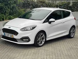Branco Usado 2018 Ford Fiesta ST Citadino | € 20.900 (Preço justo)